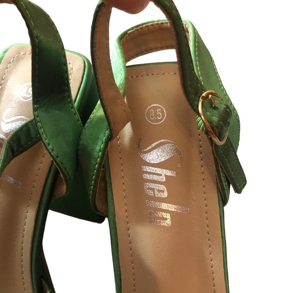 BRIGHT Green Satin Platform Strappy Sandals, Size 8.5 - Picture 6 of 13